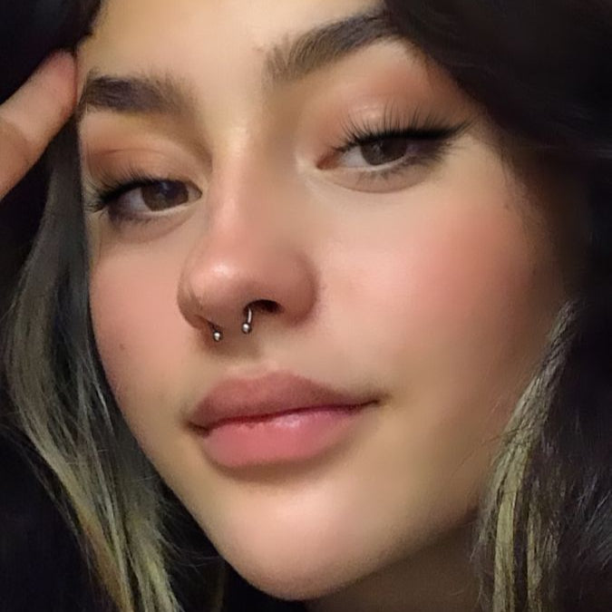 16G Elaira Titanium Classic Horse Shoe/ Circular Ring Barbell