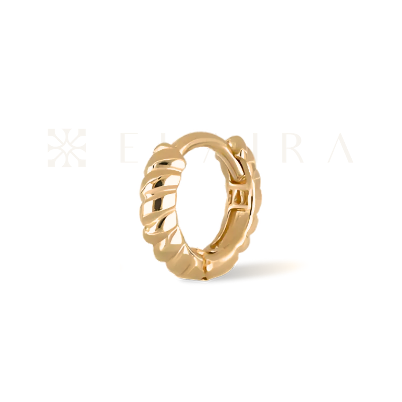 5mm Croissant Huggie