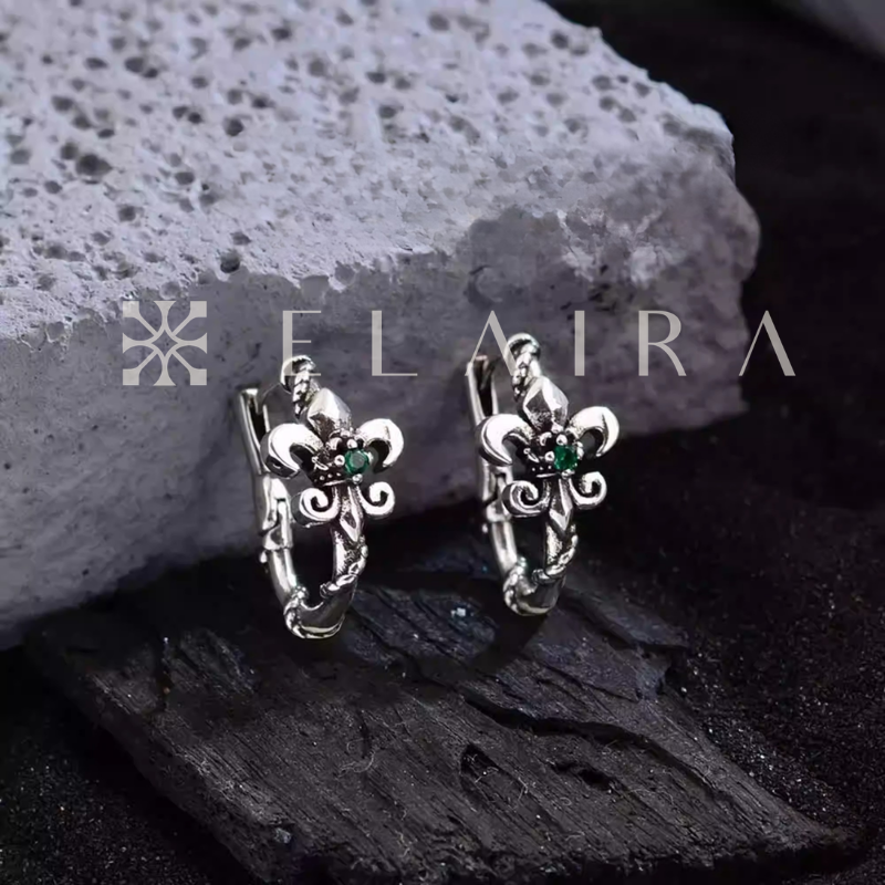 Felix | Oval Hoop Earring