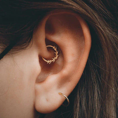 Junipurr 14k Gold Seam Ring Raven
