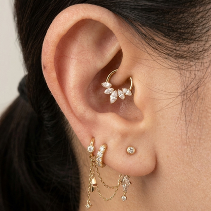 Lotus Garland Clicker Lab Grown Diamond