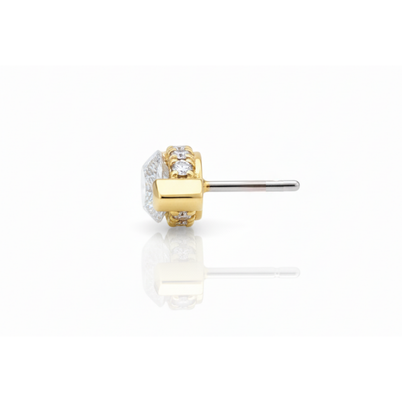 18k Gold Marquise w Diamond Side Stone